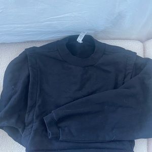 Alo Yoga cropped sweater